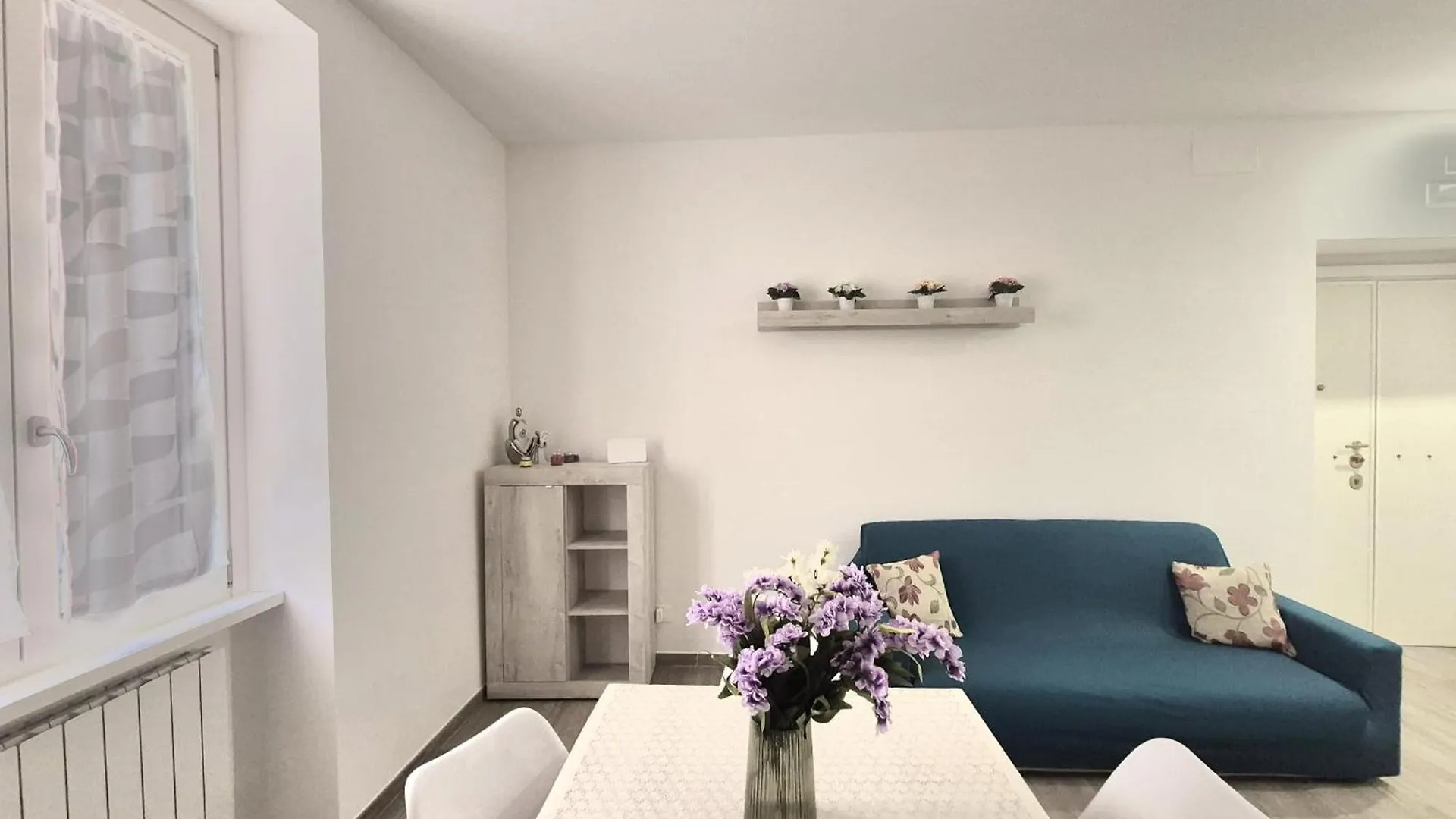 Apartment La Casa Floreale Rome