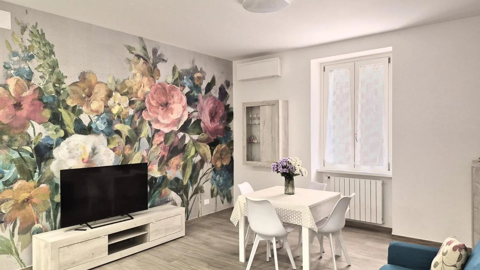 La Casa Floreale ile iletişim